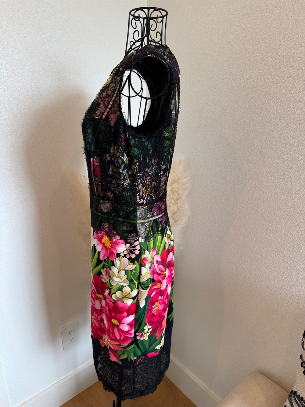 Tadashi Shoji Black Lace Floral Print Sheath Dress - Picture 6 of 14